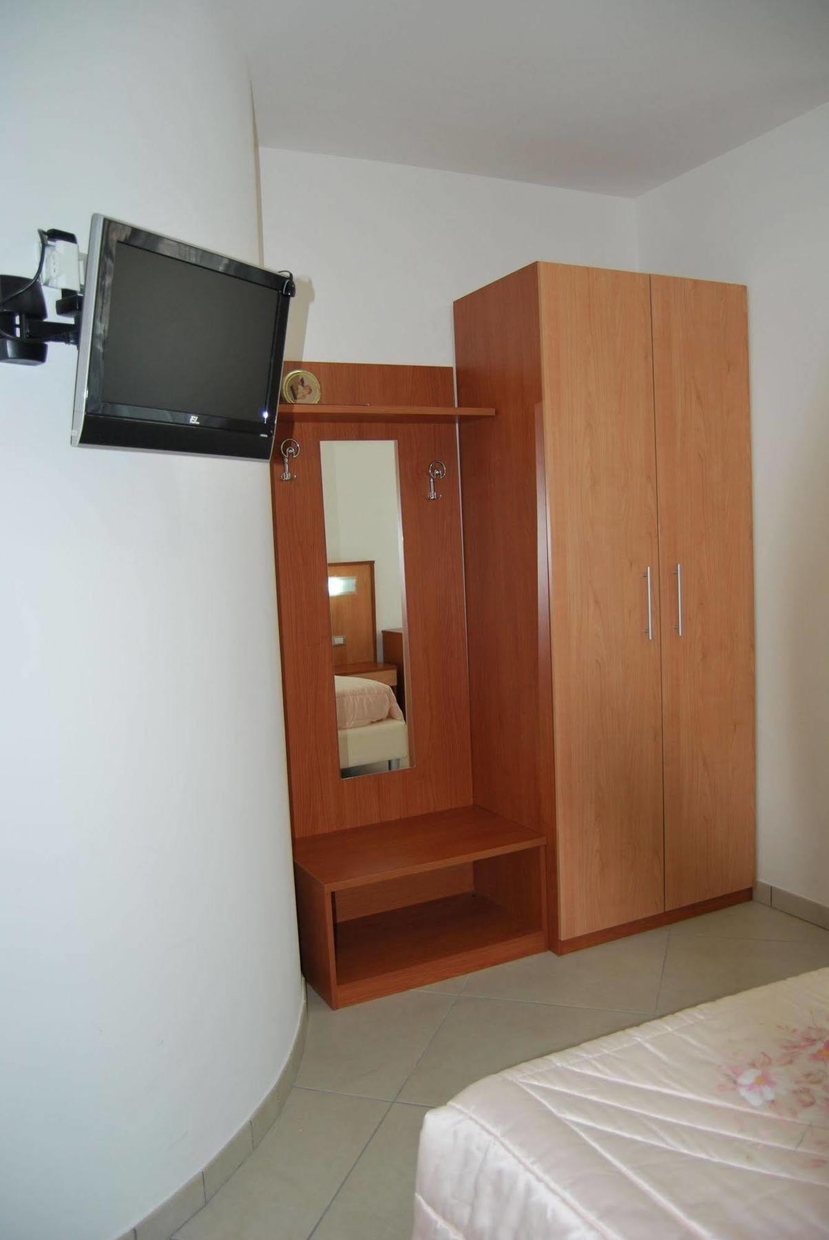 Hotel Europa Nereto Luaran gambar